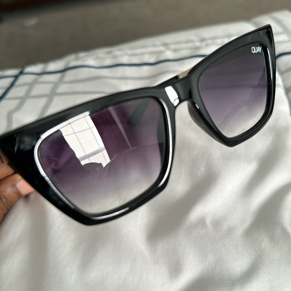 Women’s accessories and clothing. Gently used